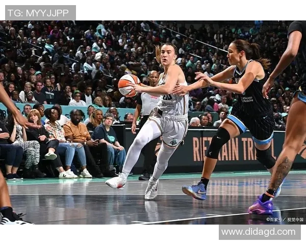 风暴与自由人精彩对决视频回顾赛场上的激情与策略碰撞