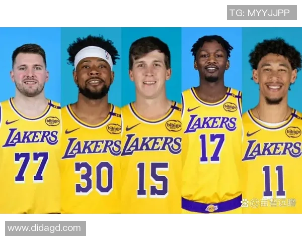 湖人对决掘金球鞋之战谁能赢得球场风尚与潮流之巅