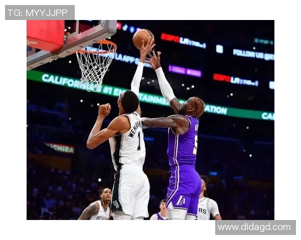 03马刺对湖人精彩对决视频回顾全场亮点与精彩瞬间分享